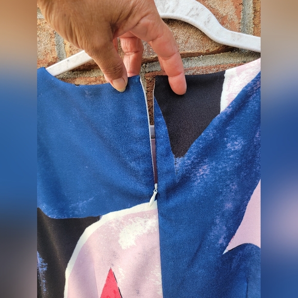 Ivanka Trump Colorful Sheath Dress - Picture 8 of 11